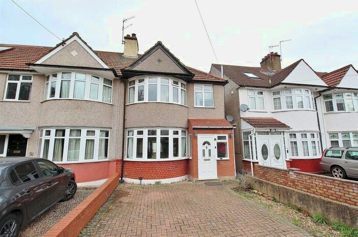 3 Bedroom Terraced House To Rent In Sidmouth Avenue, Isleworth, TW7