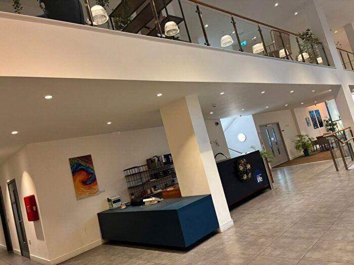 2 Bedroom Apartment To Rent In Flat Cotton Field Wharf, New Union Street, Manchester, Greater Manchester, M4