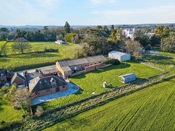 5 Bedroom Detached Bungalow For Sale In The Bungalow Hadzor Droitwich, Worcestershire, WR9