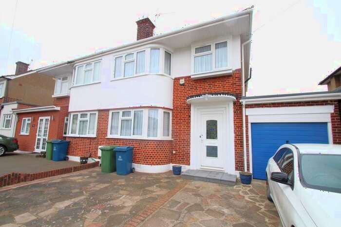 3 Bedroom Semi-Detached House To Rent In The Ridgeway, Harrow, HA2