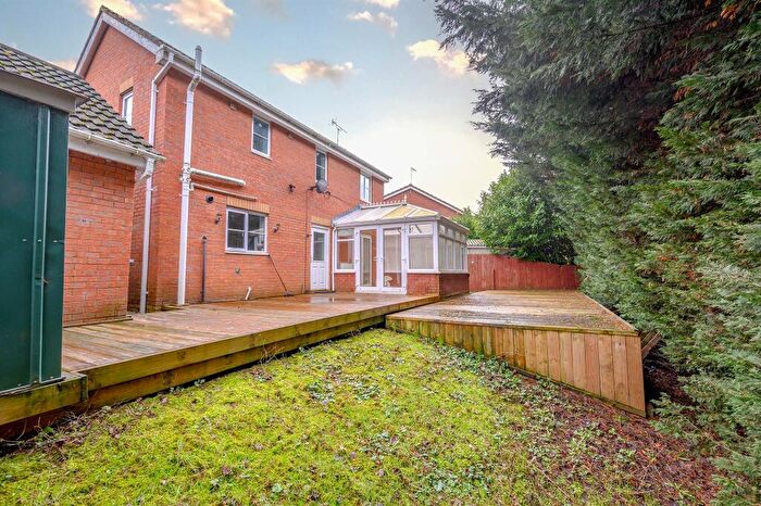 3 Bedroom Detached House For Sale In Grant Close, Kettering, NN15