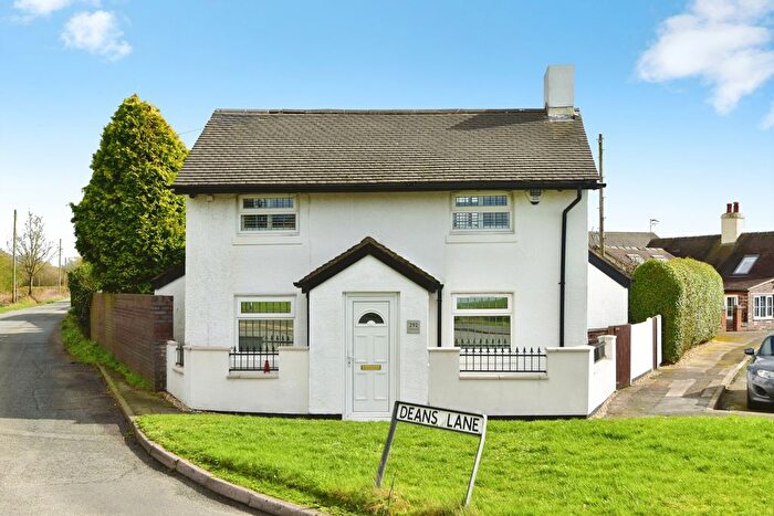 2 Bedroom Detached House For Sale In Audley Road, Newcastle, Staffordshire, ST5