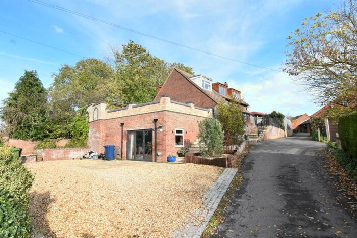 3 Bedroom Detached House For Sale In The Street, Tirley, Gloucester, GL19