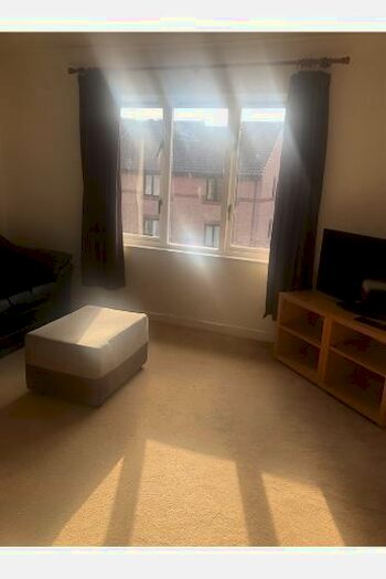 1 Bedroom Flat To Rent In John Gooch Drive, Enfield EN2