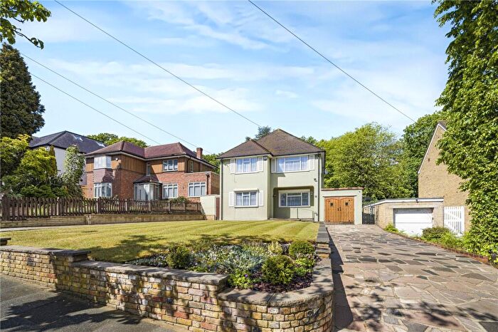 4 Bedroom Detached House For Sale In Parkwood Road, Bexley, DA5