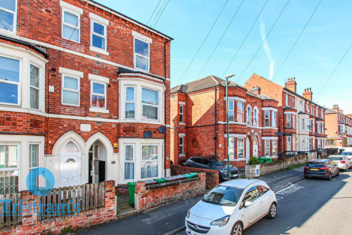 1 Bedroom Flat To Rent In Burford Road, Nottingham, NG7