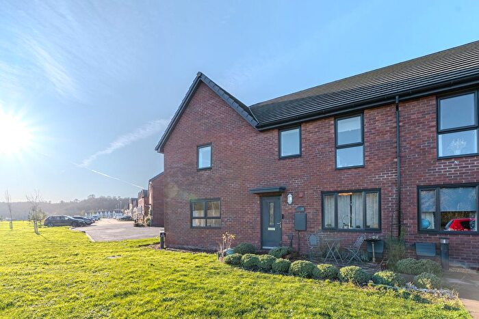 3 Bedroom Terraced House For Sale In Finches Close, Chepstow, NP16