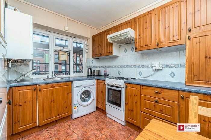 1 Bedroom Flat To Rent In Thurtle Road, Haggerston, Hoxton, London, E2