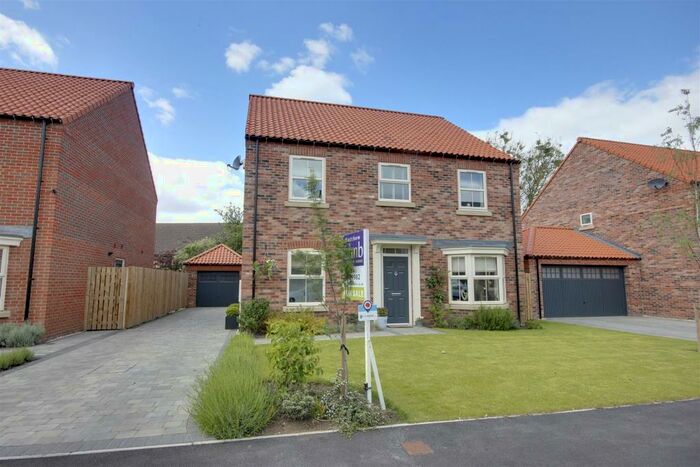 4 Bedroom Detached House For Sale In Fountains Way, North Cave, HU15