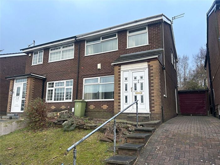 3 Bedroom Semi Detached House For Sale In Lowside Drive, Glodwick, Oldham, OL4