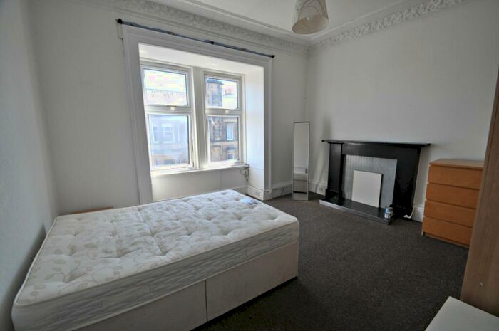 4 Bedroom Flat To Rent In Morningside Road, Morningside, Edinburgh, EH10