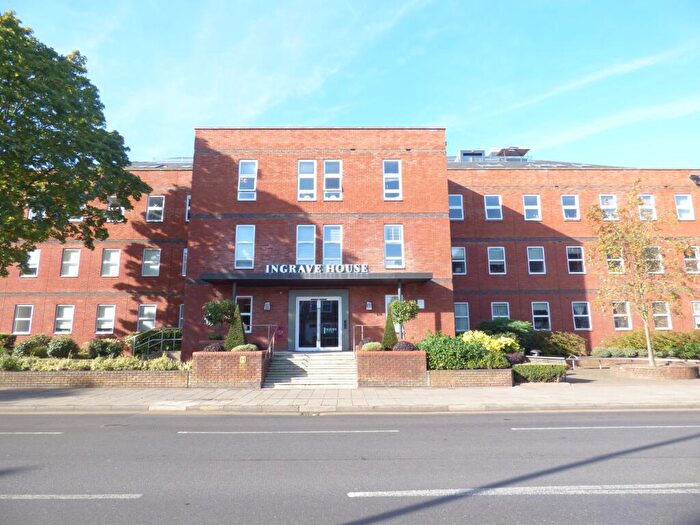 1 Bedroom Flat To Rent In Ingrave Road, Brentwood, CM15