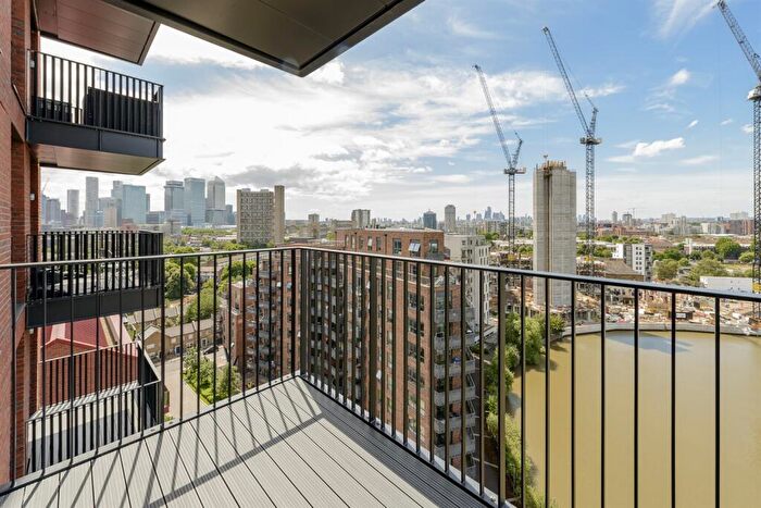 1 Bedroom Apartment To Rent In Barnacle House, E14