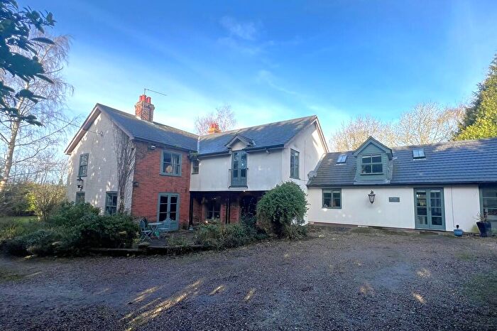 8 Bedroom Detached House For Sale In Wyken Road, Stanton, IP31