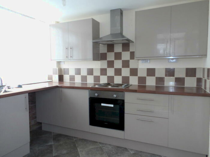 3 Bedroom Semi-Detached House To Rent In The Promenade, Kirkby In Ashfield, NG17