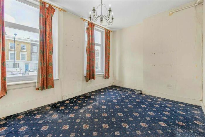 1 Bedroom Flat For Sale In New Cross Road, New Cross, SE14