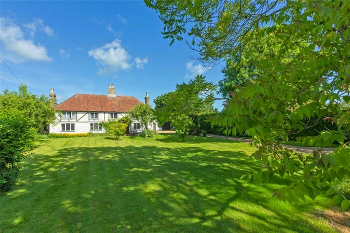 4 Bedroom Detached House For Sale In The Street, Bredgar, Sittingbourne, Kent, ME9