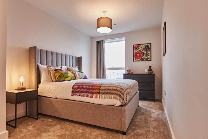 2 Bedroom Apartment To Rent In Angel Gardens, Manchester, Greater Manchester, M4