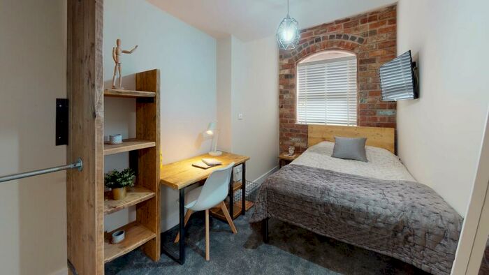 1 Bedroom House To Rent In Carlyle Road, Birmingham, B16