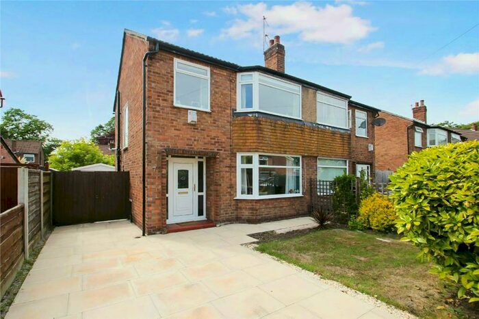 3 Bedroom Semi-Detached House To Rent In Truro Drive, Sale, M33