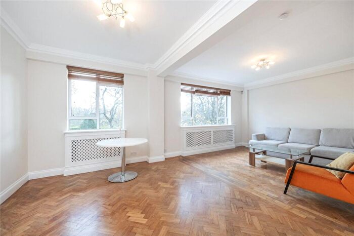 2 Bedroom Apartment To Rent In Prince Albert Road, Regents Park, London, NW8