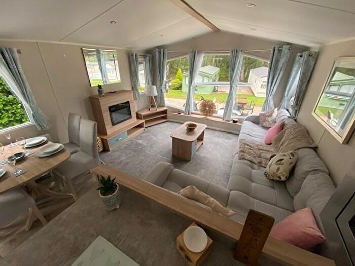 2 Bedroom Park Home For Sale In Newhaven Caravan & Camping Park, Buxton, SK17