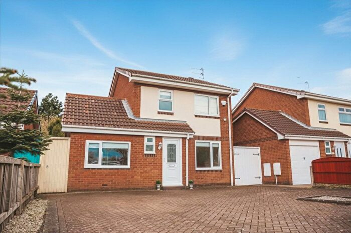 3 Bedroom Detached House For Sale In Runnells Lane, Thornton, L23