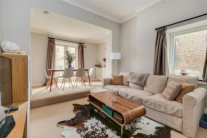 2 Bedroom Flat To Rent In Dawson Place, London, W2