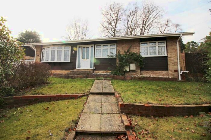 3 Bedroom Bungalow To Rent In Hornbeam Close, Purley On Thames, Reading, RG8