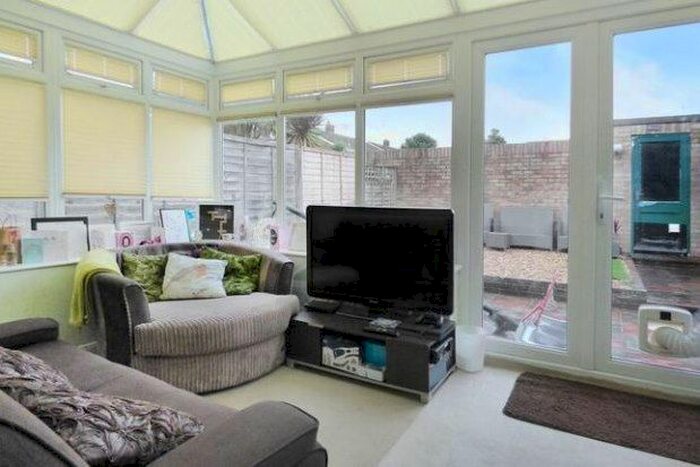 3 Bedroom Property To Rent In Chilgrove Close, Worthing, BN12