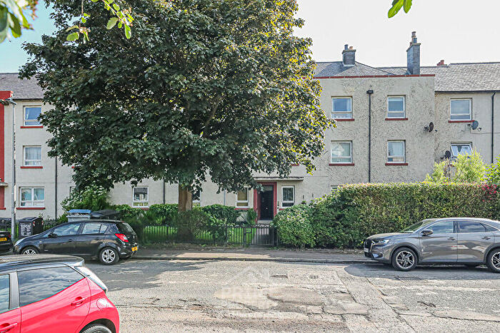 3 Bedroom Flat For Sale In E Ferrier Crescent, Aberdeen, AB24