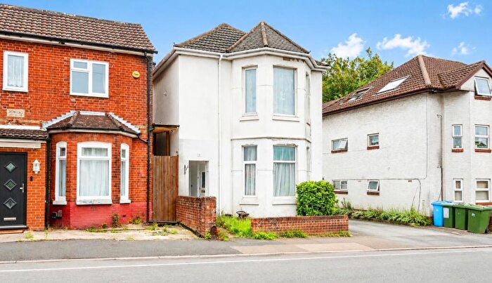 1 Bedroom Flat For Sale In Bullar Road, Southampton, SO18
