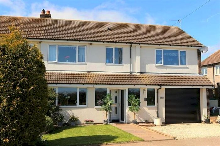 4 Bedroom Semi-Detached House For Sale In Tritlington, Morpeth, NE61