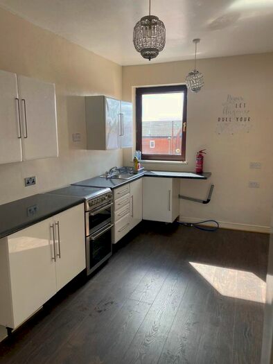 2 Bedroom Flat To Rent In Houghton Road, Thurnscoe, Rotherham, South Yorkshire, S63