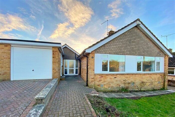 3 Bedroom Bungalow To Rent In Bere Regis, BH20