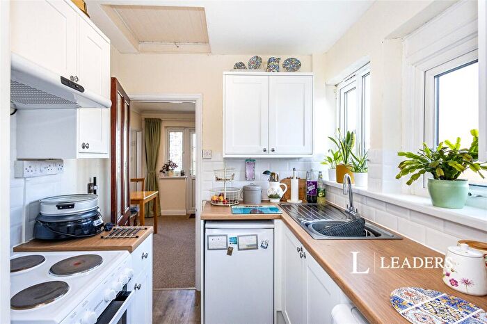 2 Bedroom Bungalow To Rent In Seafront Estate, Hayling Island, PO11