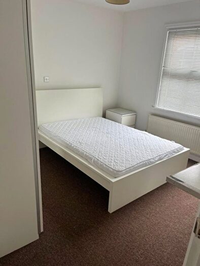 Studio To Rent In Prospect Street, Caversham, Reading, RG4