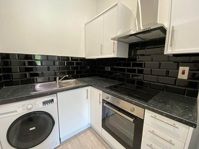 1 Bedroom Flat To Rent In Victoria Road, Southampton, SO19