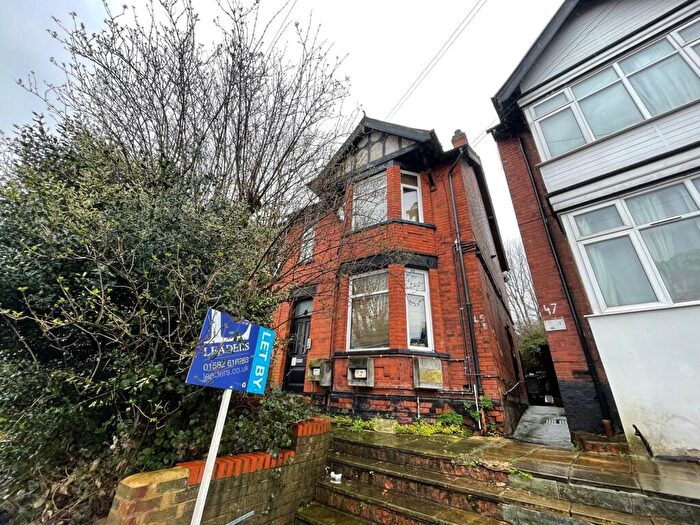 1 Bedroom Flat To Rent In Russell Rise, Luton, Bedfordshire, LU1