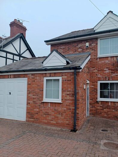 3 Bedroom Villa To Rent In The Green, Lodge Lane, Saughall, CH1