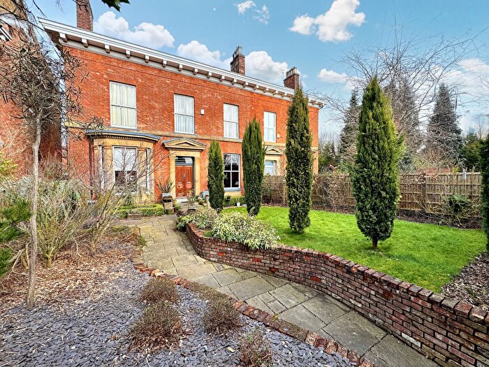 5 Bedroom Terraced House For Sale In Smedley Lane, Manchester, M8