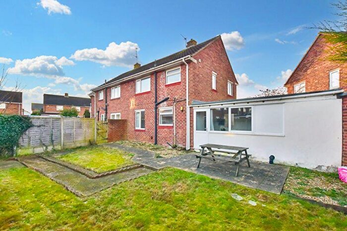 5 Bedroom Semi-Detached House For Sale In Blankney Crescent, Lincoln, LN2