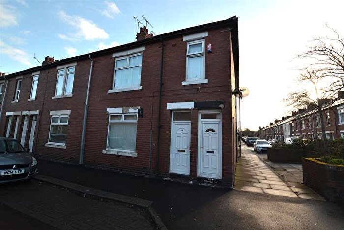 3 Bedroom Flat For Sale In Whickham Road, Hebburn, NE31