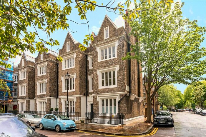 1 Bedroom Flat To Rent In Lonsdale Square, Barnsbury, Islington, London, N1