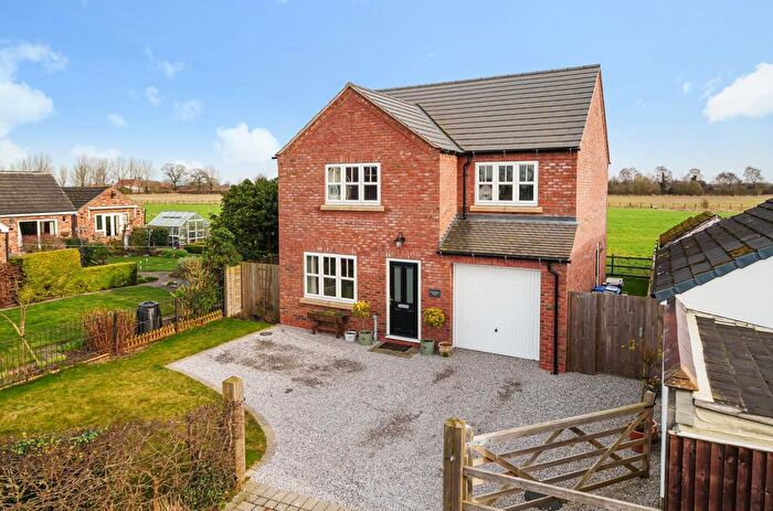 4 Bedroom Detached House For Sale In South Duffield, Selby, YO8