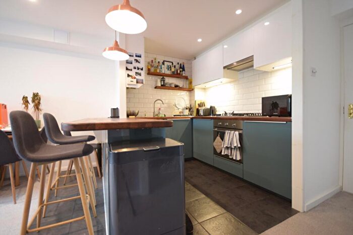 1 Bedroom Flat To Rent In Montana Gardens, Sydenham, SE26