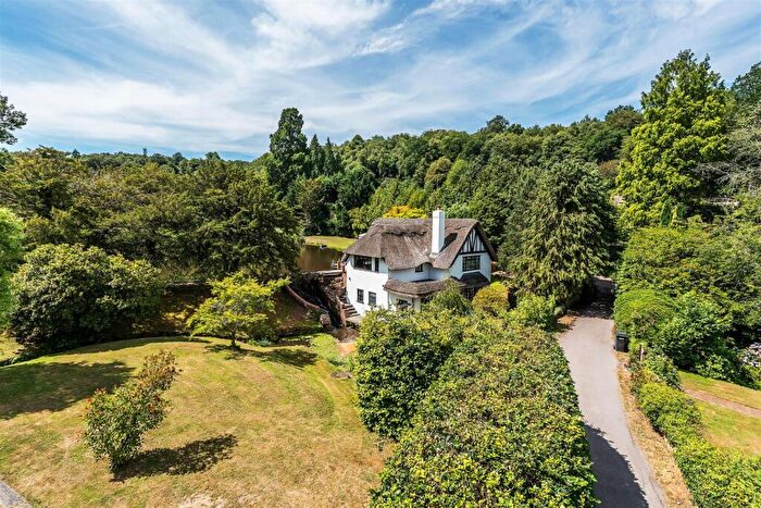 3 Bedroom Detached House For Sale In Rookery Drive, Westcott, RH4