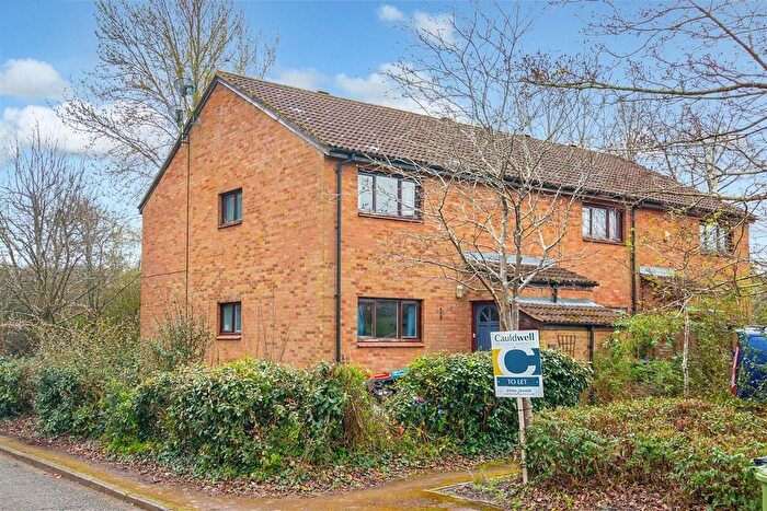 1 Bedroom Flat To Rent In Downland, Two Mile Ash, MK8