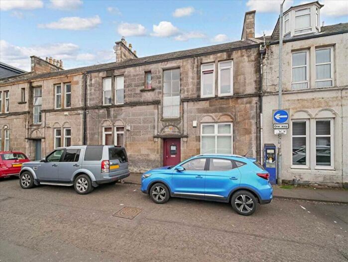 1 Bedroom Flat To Rent In Avon Street, Hamilton, South Lanarkshire, ML3