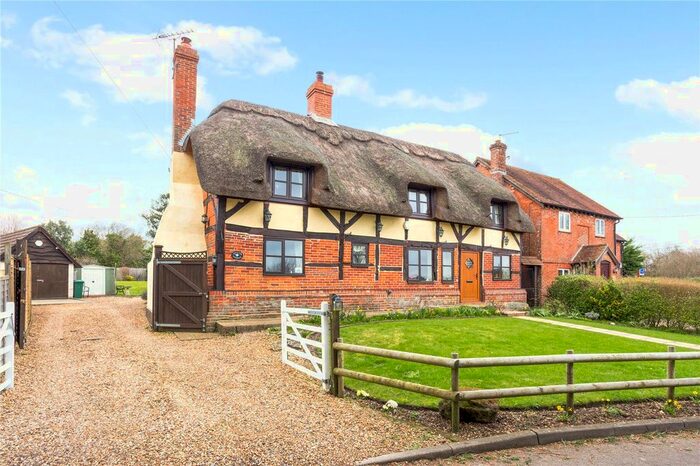 3 Bedroom Detached House For Sale In Fryern Court Road, Burgate, Fordingbridge, SP6